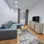 Rin Elegance Апартаменти Бухарест