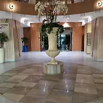 Rin Elegance Apartamento *