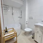 Rin Elegance Apartamento