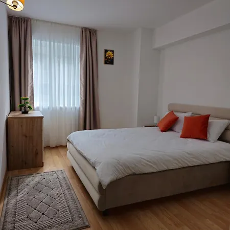 Rin Elegance Appartement *